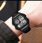 Montre SYNOKE Homme — Waterproof, LED & Cuir Vintage, Outdoor
